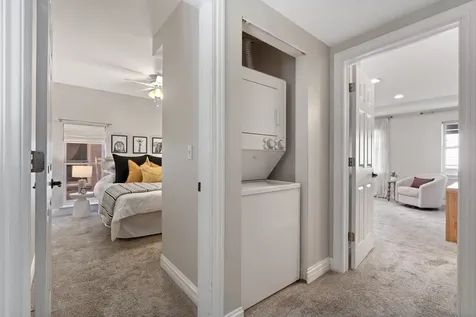 2843 North Lincoln Avenue Chicago IL 60657