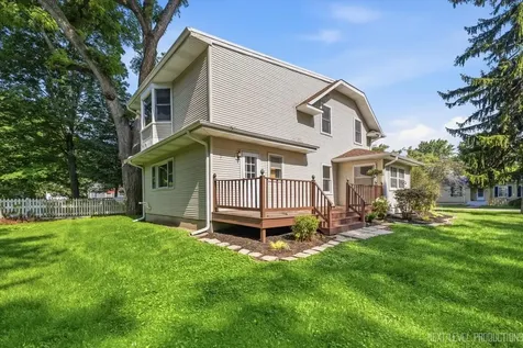 32W183 Glos Street Wayne IL 60184