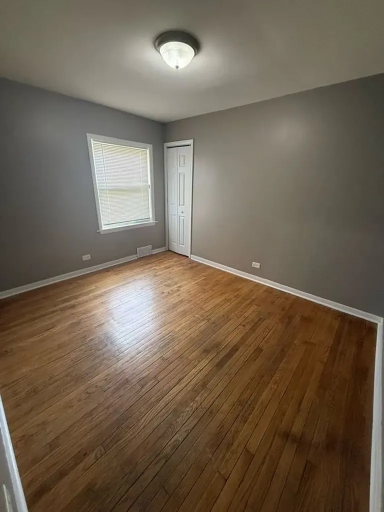 9552 South Greenwood Avenue Chicago IL 60628