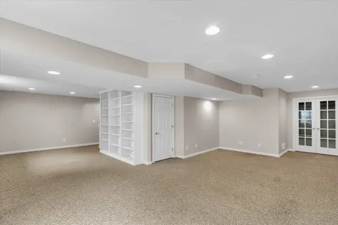 2413 Stricker Lane Urbana IL 61802