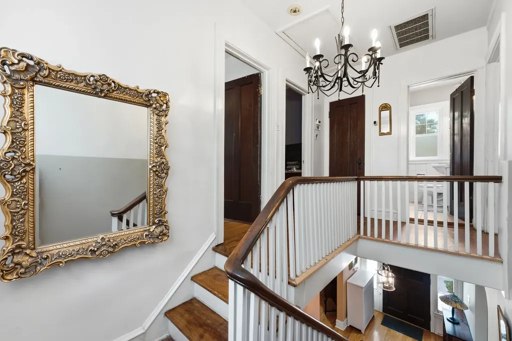 3829 West Addison Street Chicago IL 60618