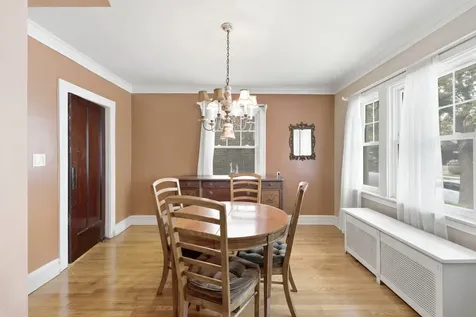 3829 West Addison Street Chicago IL 60618