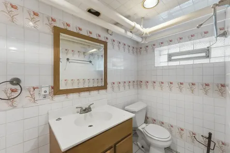 3829 West Addison Street Chicago IL 60618
