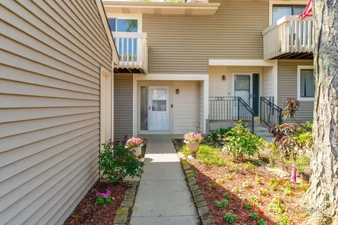 135 Brandywine Court Vernon Hills IL 60061