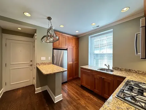 3614 North Bosworth Avenue Chicago IL 60613
