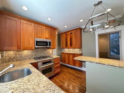 3614 North Bosworth Avenue Chicago IL 60613