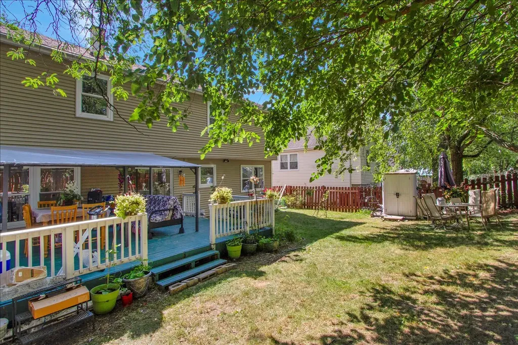 628 Primrose Lane Schaumburg IL 60194