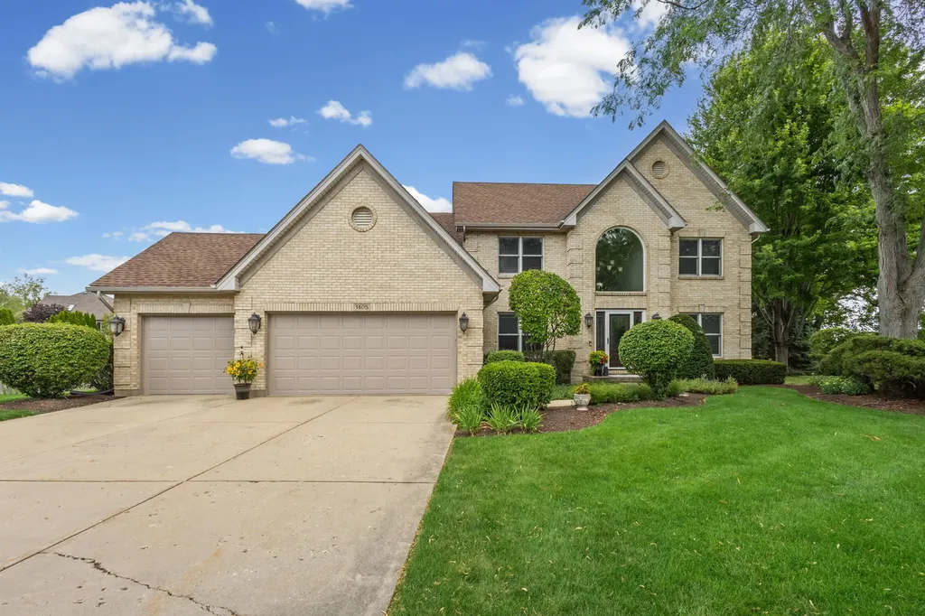 1405 Darlington Court Algonquin IL 60102