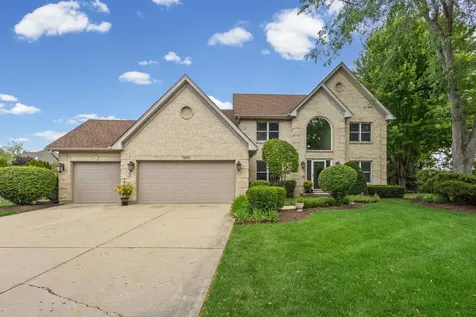 1405 Darlington Court Algonquin IL 60102