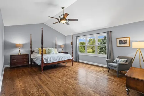 1405 Darlington Court Algonquin IL 60102