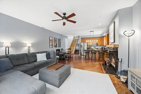 2724 West Cortez Street Chicago IL 60622