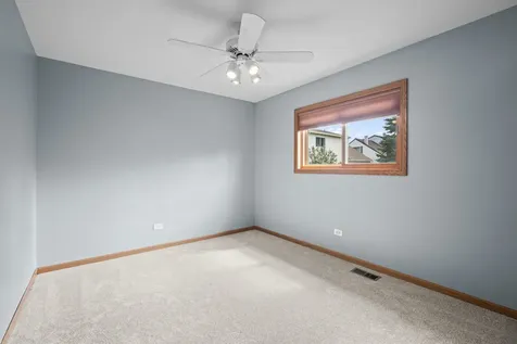 1833 South Lincoln Street Lombard IL 60148