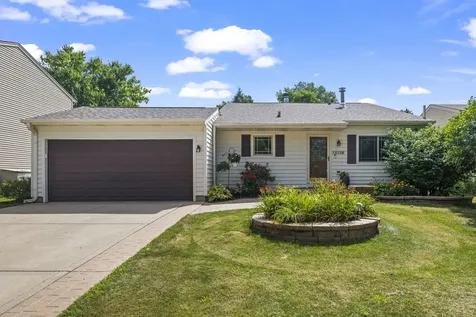 1833 South Lincoln Street Lombard IL 60148