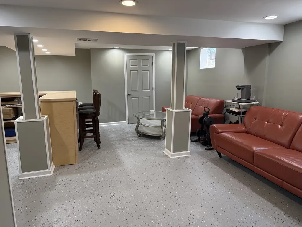12628 South State Street Chicago IL 60628