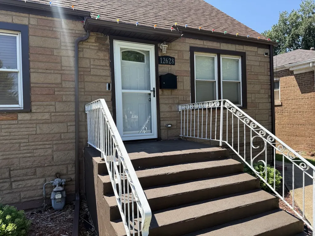 12628 South State Street Chicago IL 60628
