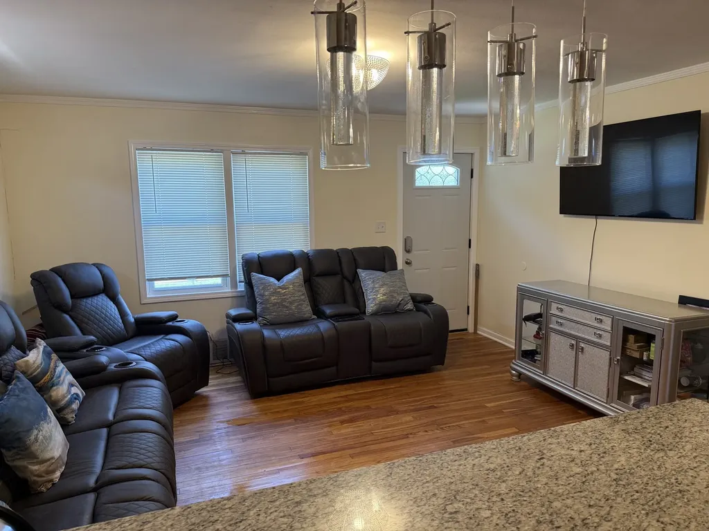 12628 South State Street Chicago IL 60628
