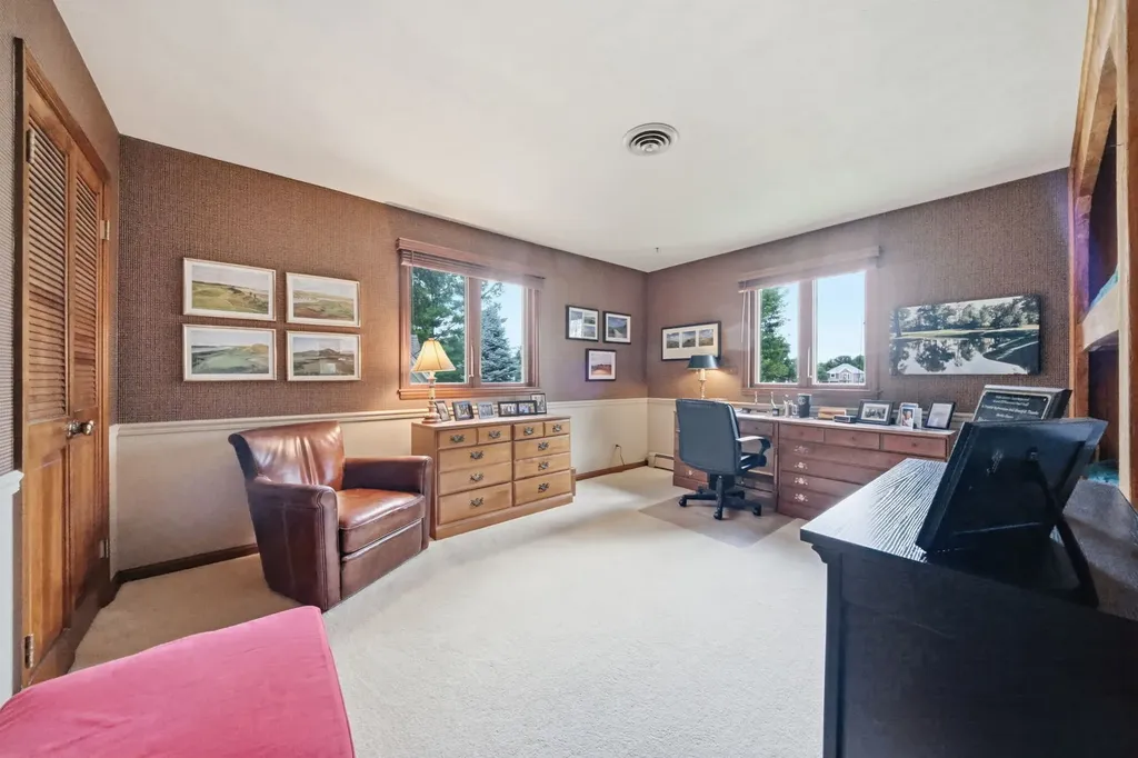 534 East Forest Avenue Wheaton IL 60187
