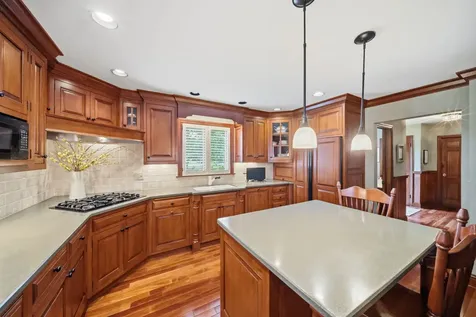 534 East Forest Avenue Wheaton IL 60187