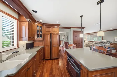 534 East Forest Avenue Wheaton IL 60187