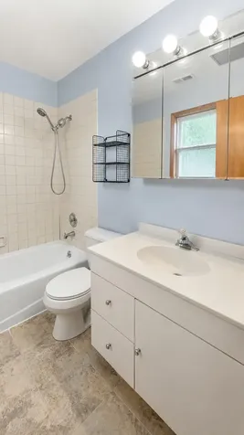2125 Plainfield Drive Des Plaines IL 60018
