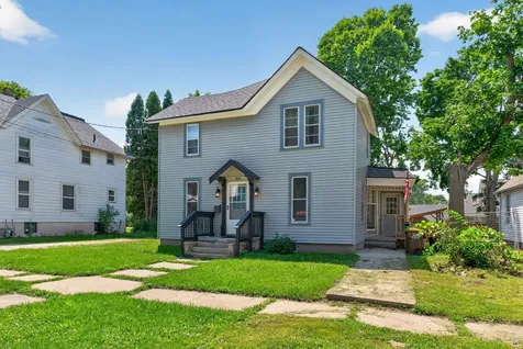 807 Garfield Avenue Belvidere IL 61008