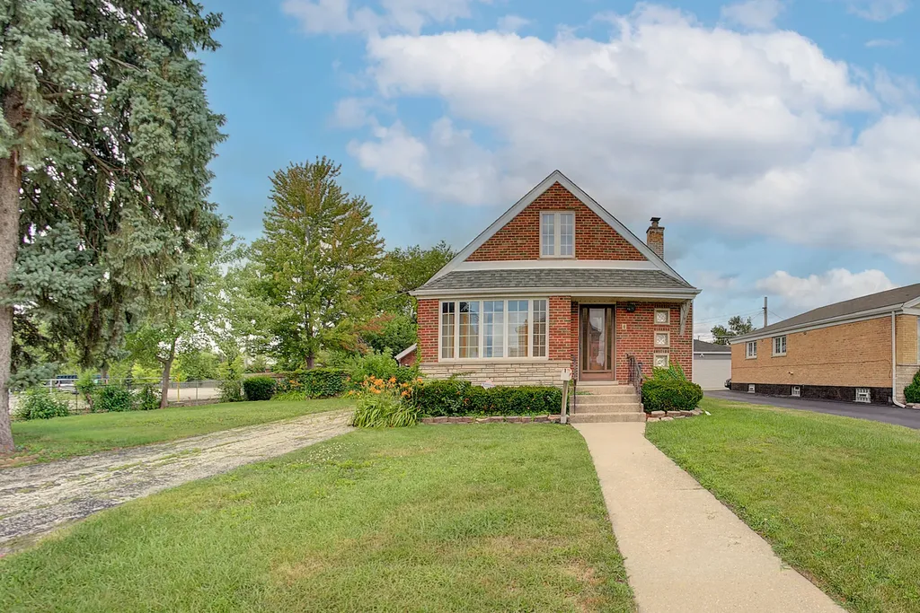 7960 South Kenneth Avenue Chicago IL 60652