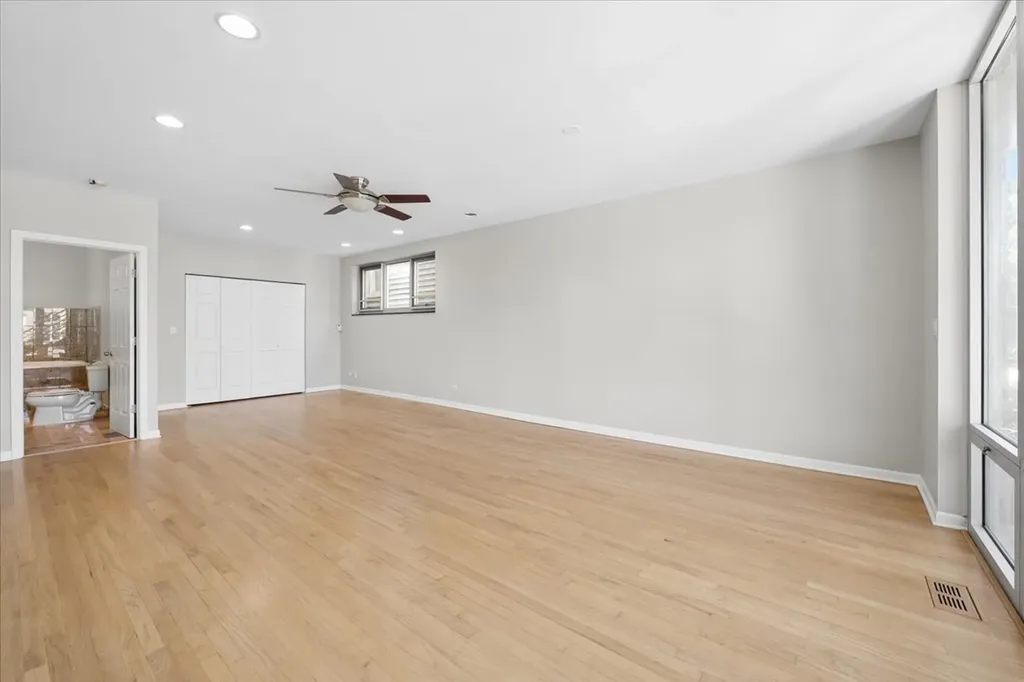 1015 North Hermitage Avenue Chicago IL 60622