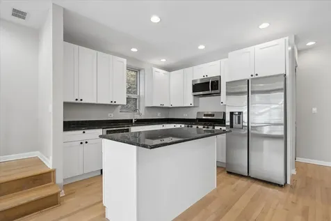 1015 North Hermitage Avenue Chicago IL 60622