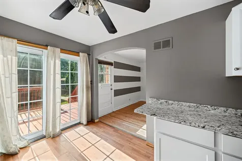 4953 North Meade Avenue Chicago IL 60630