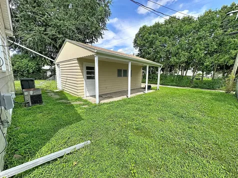 1525 41ST Street Rock Island IL 61201