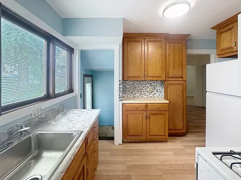 1525 41ST Street Rock Island IL 61201