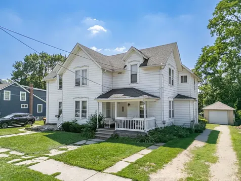 1011 Whitney Boulevard Belvidere IL 61008
