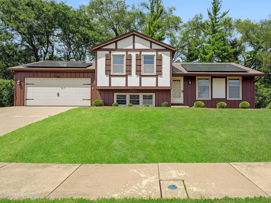 800 Marston Avenue NE Glen Ellyn IL 60137