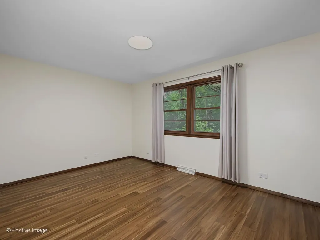 800 Marston Avenue NE Glen Ellyn IL 60137