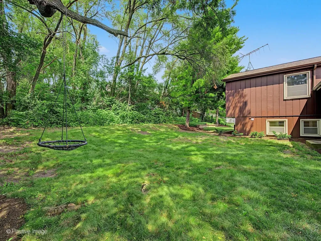 800 Marston Avenue NE Glen Ellyn IL 60137