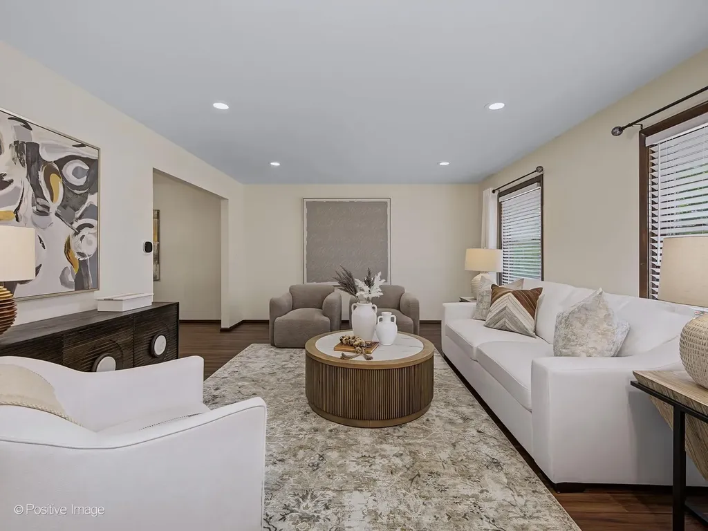 800 Marston Avenue NE Glen Ellyn IL 60137