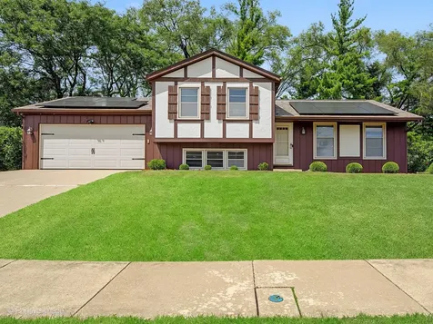 800 Marston Avenue NE Glen Ellyn IL 60137