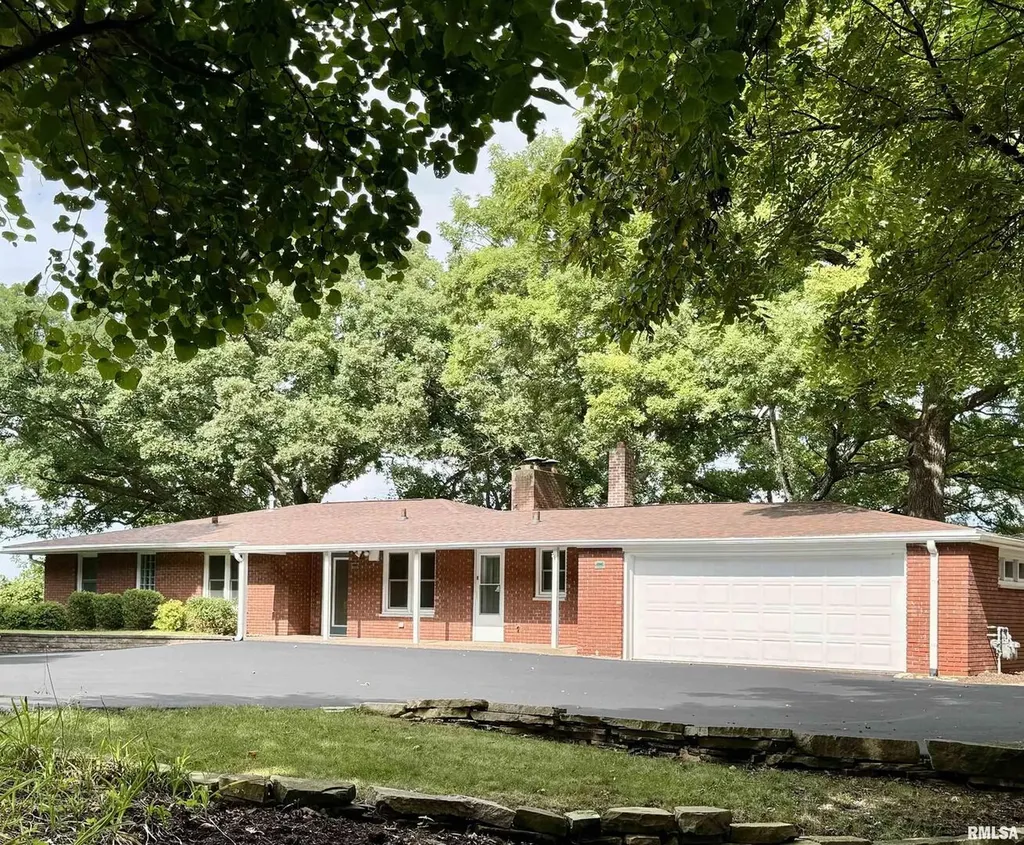 4640 5TH Avenue Moline IL 61265