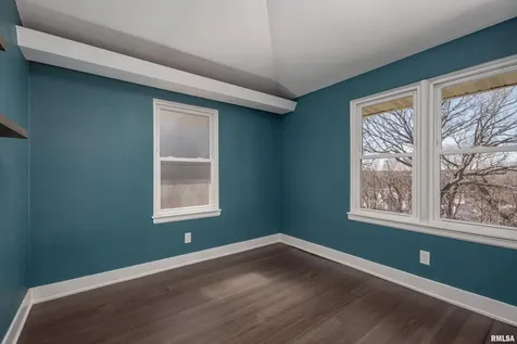 4640 5TH Avenue Moline IL 61265