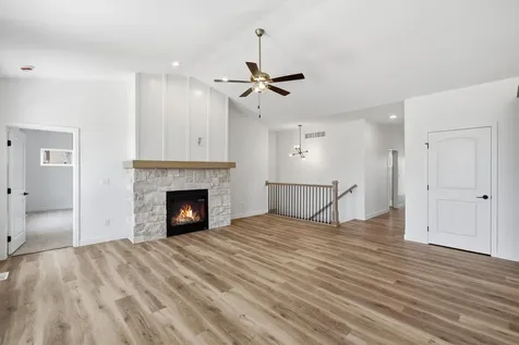 1415 West Milton Court Mahomet IL 61853