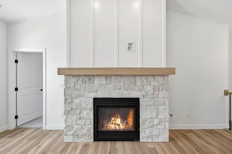 1415 West Milton Court Mahomet IL 61853
