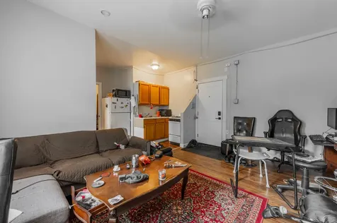 1414 West Pratt Boulevard Chicago IL 60626