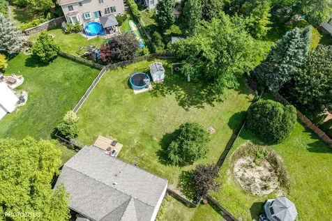 235 Aberdeen Drive Algonquin IL 60102