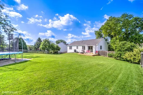 235 Aberdeen Drive Algonquin IL 60102