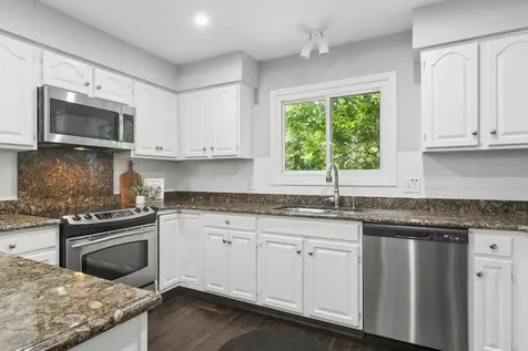 634 Raintree Road Buffalo Grove IL 60089