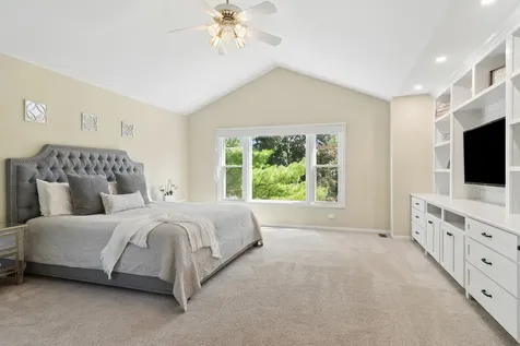 634 Raintree Road Buffalo Grove IL 60089