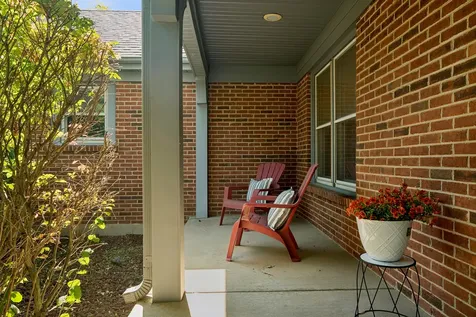 634 Raintree Road Buffalo Grove IL 60089