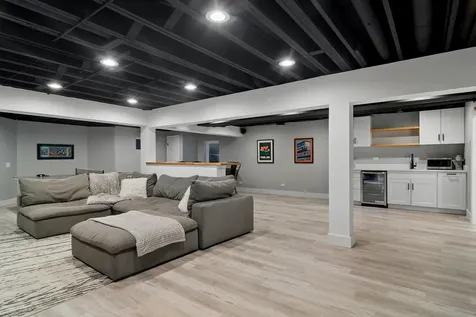 634 Raintree Road Buffalo Grove IL 60089