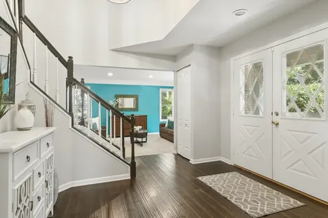 634 Raintree Road Buffalo Grove IL 60089