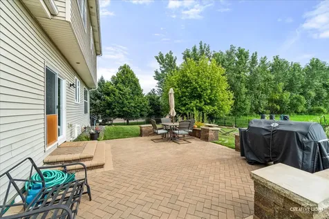 542 Snow Street Sugar Grove IL 60554